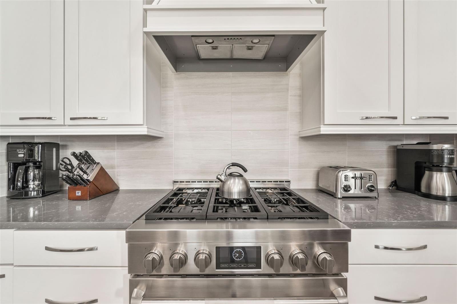 Image 13 of 89 For 997 Jack Nicklaus Court