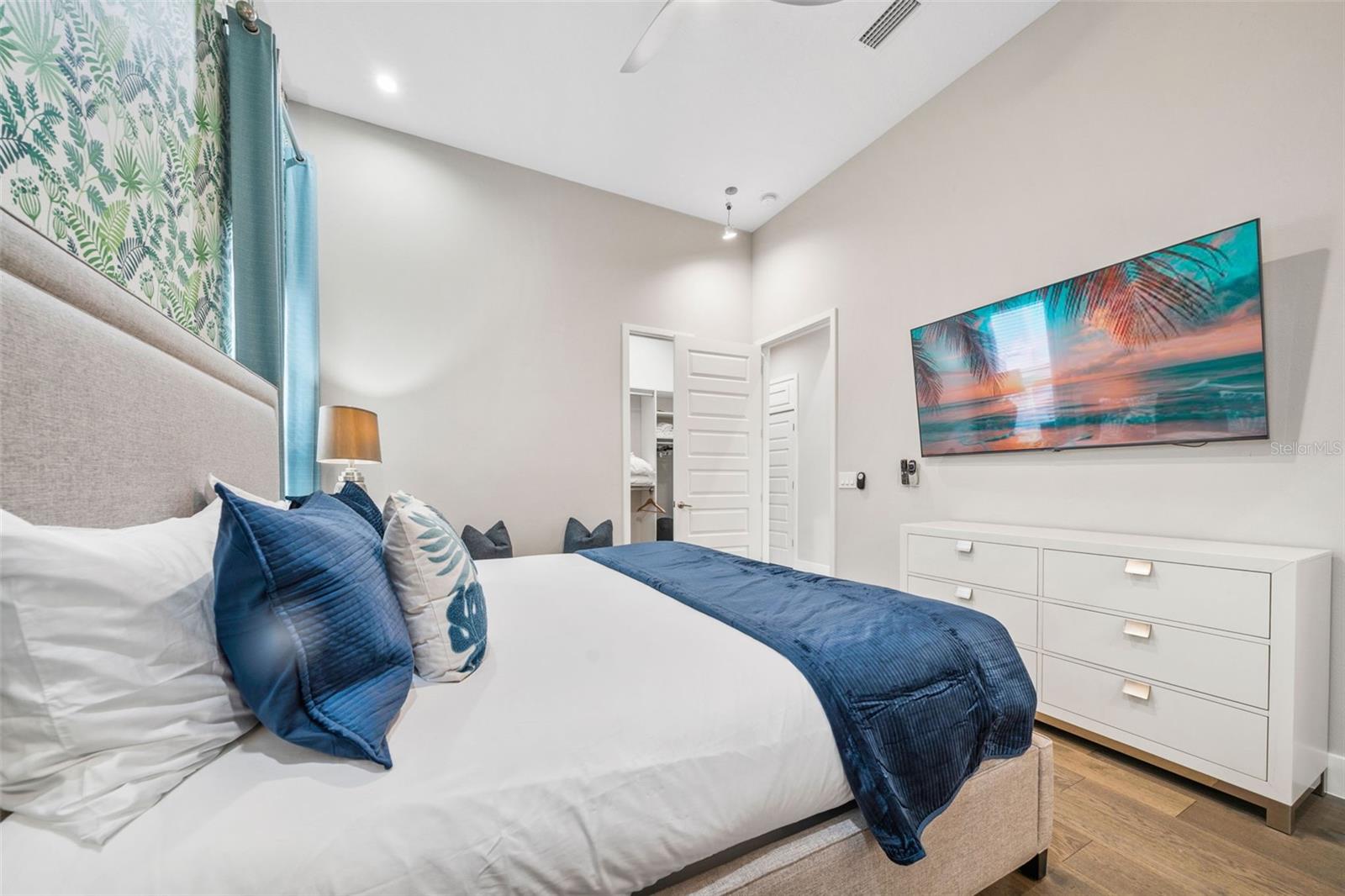 Image 28 of 89 For 997 Jack Nicklaus Court