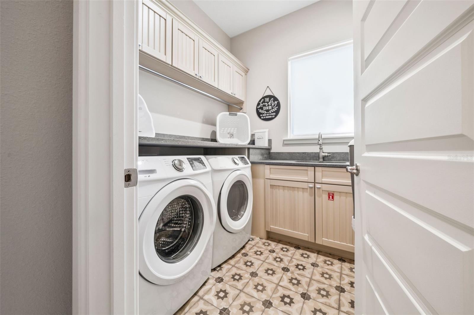 Image 31 of 89 For 997 Jack Nicklaus Court