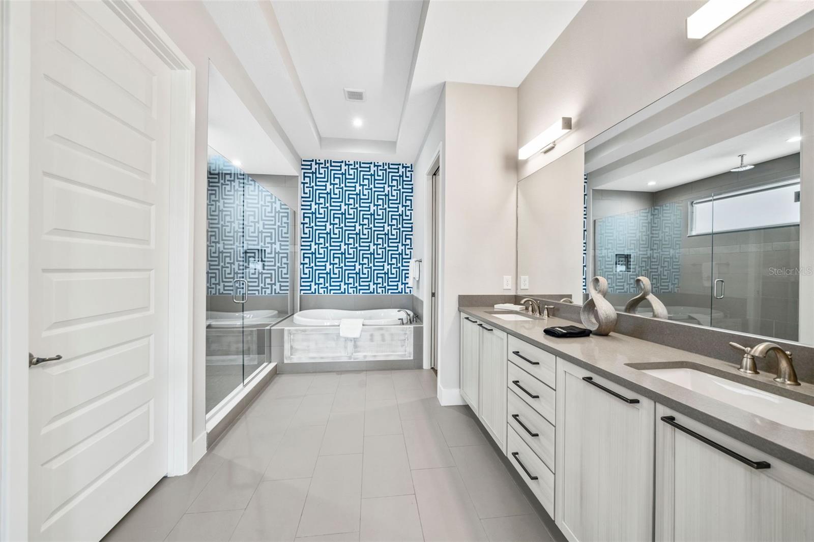 Image 43 of 89 For 997 Jack Nicklaus Court