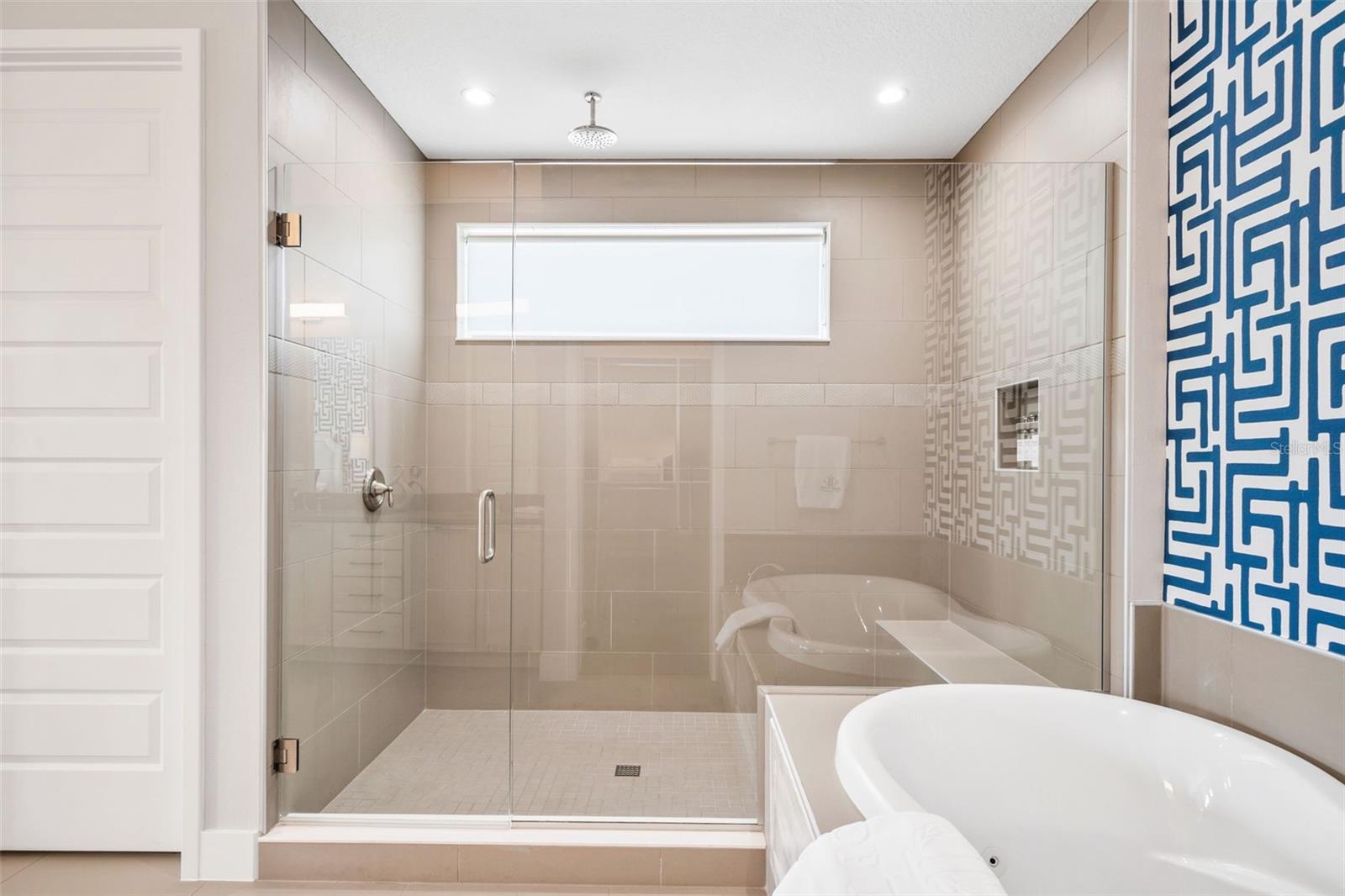 Image 46 of 89 For 997 Jack Nicklaus Court