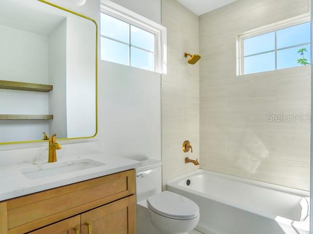 Image 32 of 59 For 38 Pollard Street