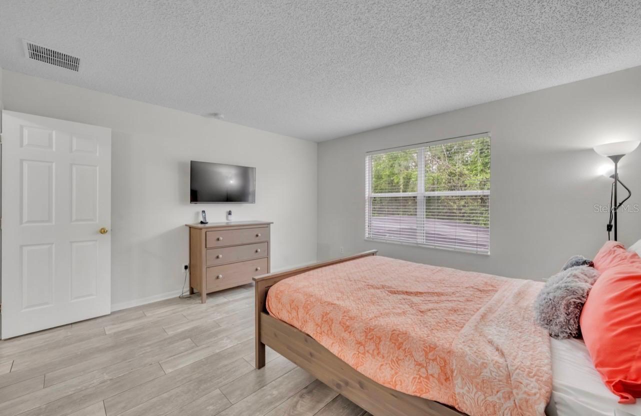 Image 18 of 61 For 134 Madiera Beach Boulevard