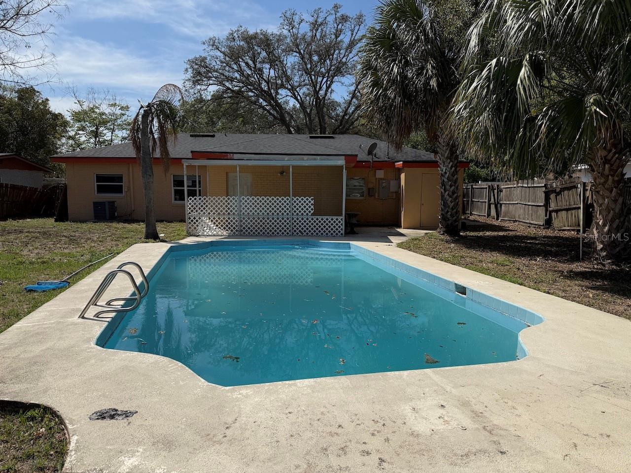 Image 2 of 18 For 4213 Seybold Avenue