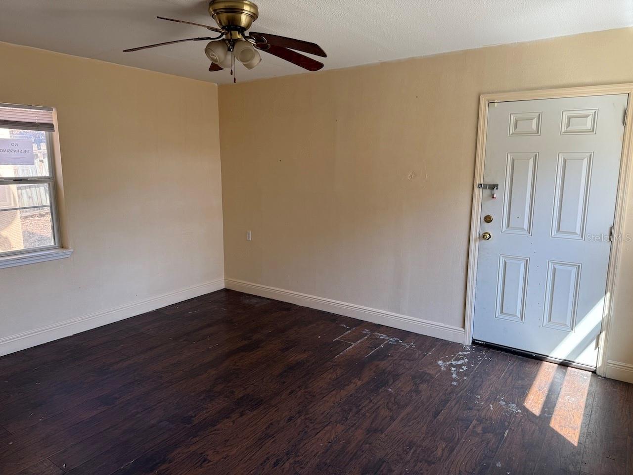 Image 7 of 18 For 4213 Seybold Avenue