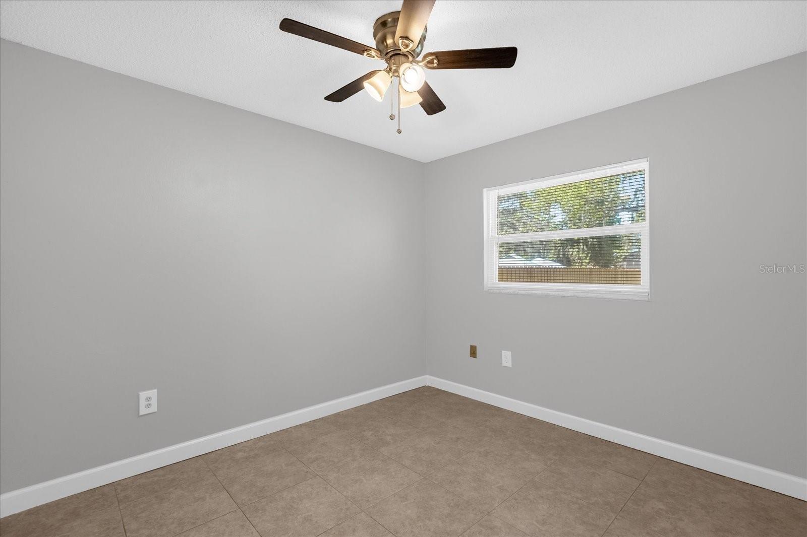 Image 12 of 23 For 284 Short St