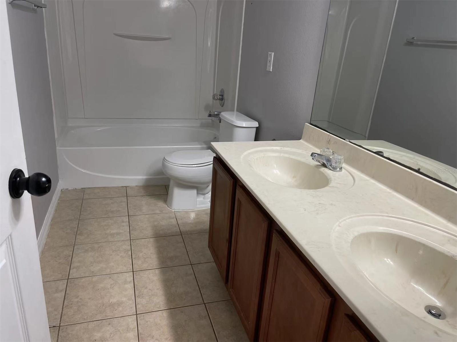 Image 21 of 30 For 15061 Perdido Drive