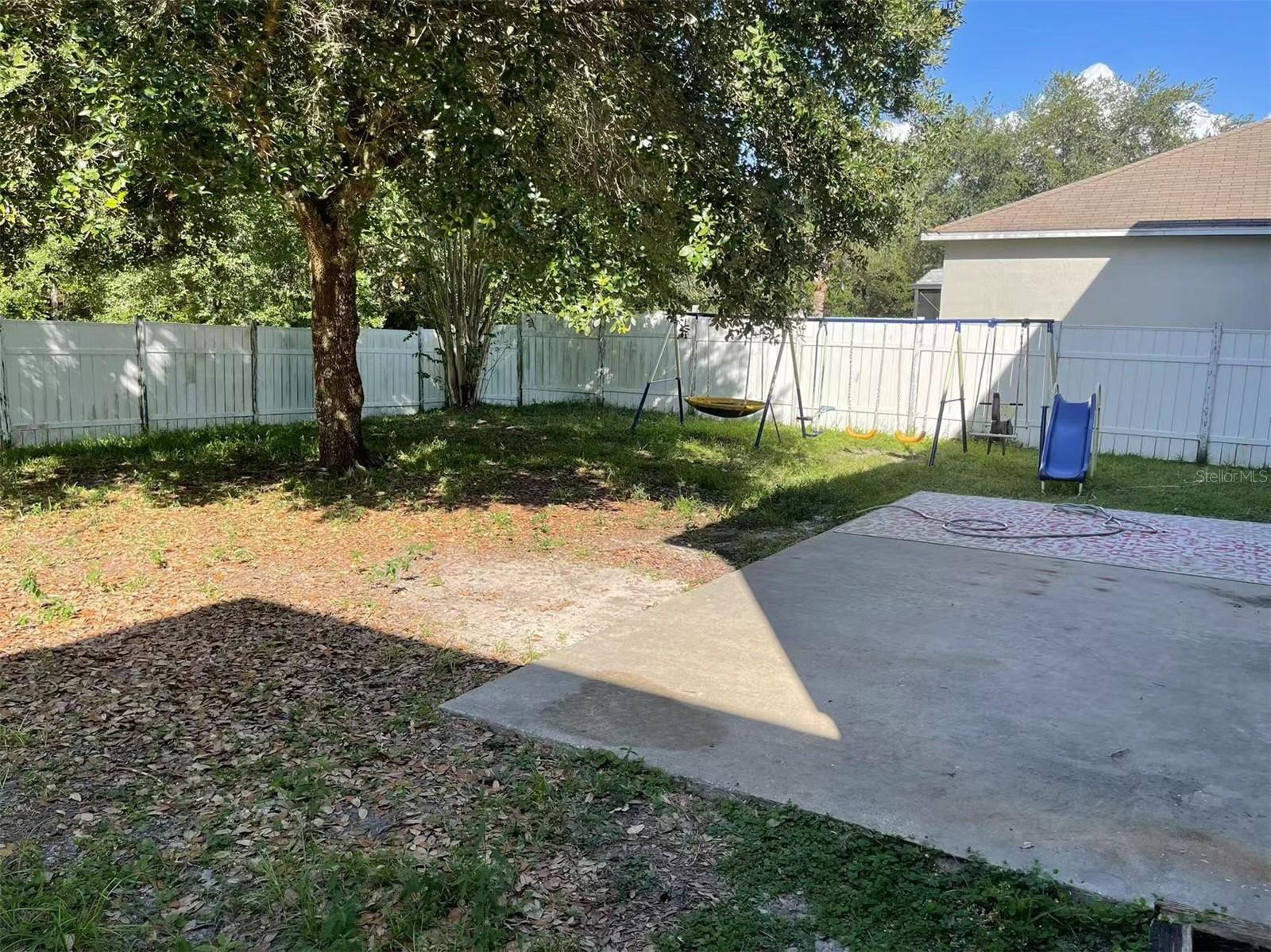 Image 25 of 30 For 15061 Perdido Drive