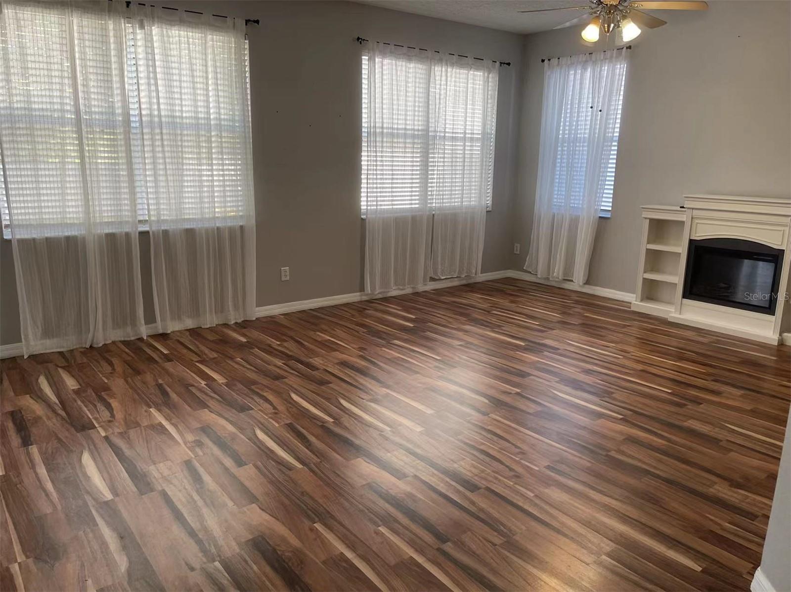 Image 4 of 30 For 15061 Perdido Drive