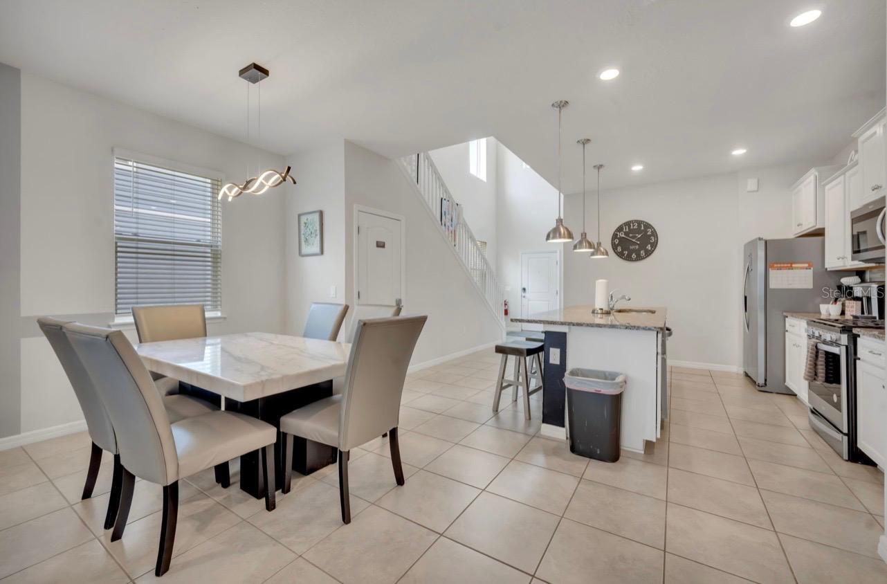 Image 17 of 80 For 7204 Oakmoss Loop