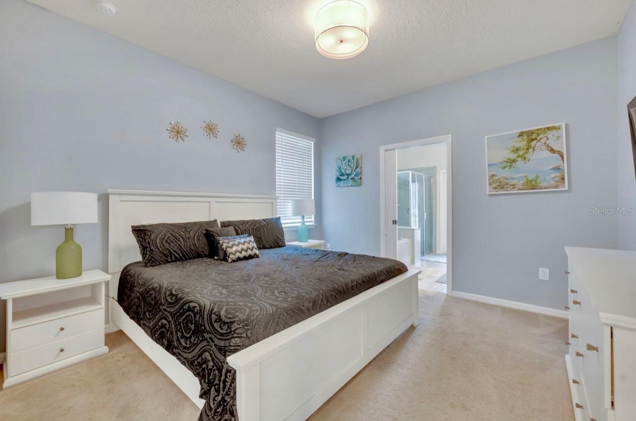 Image 18 of 80 For 7204 Oakmoss Loop