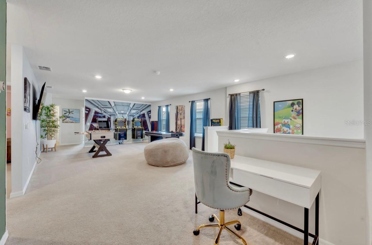 Image 22 of 80 For 7204 Oakmoss Loop