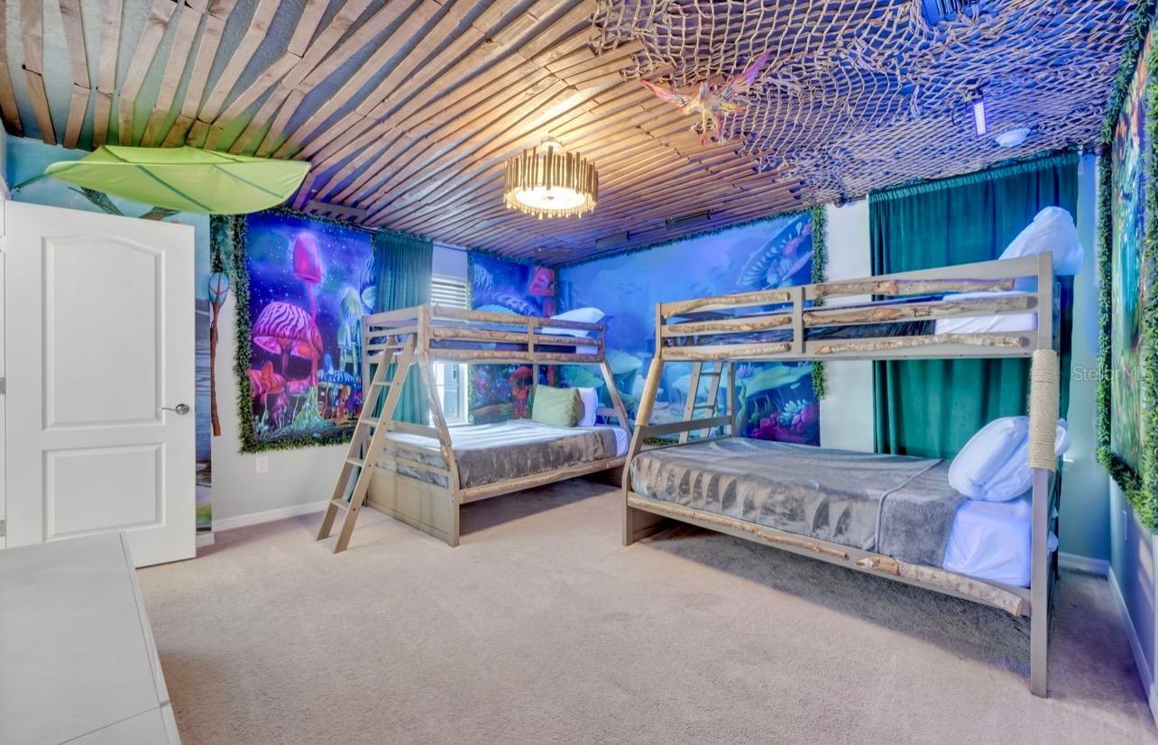 Image 32 of 80 For 7204 Oakmoss Loop