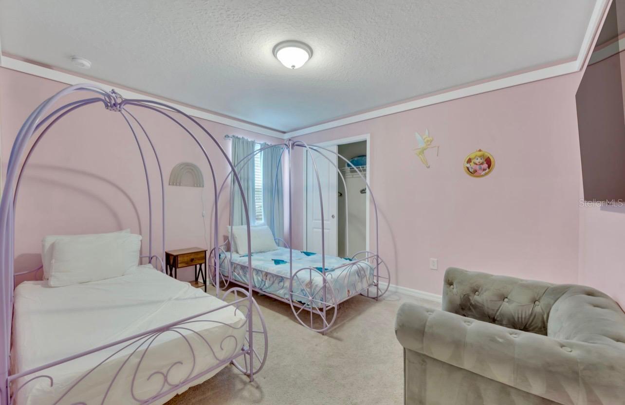 Image 34 of 80 For 7204 Oakmoss Loop