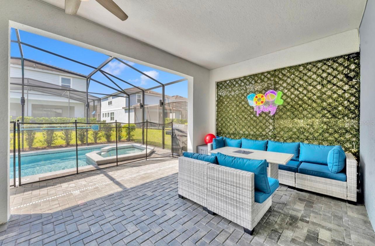 Image 42 of 80 For 7204 Oakmoss Loop