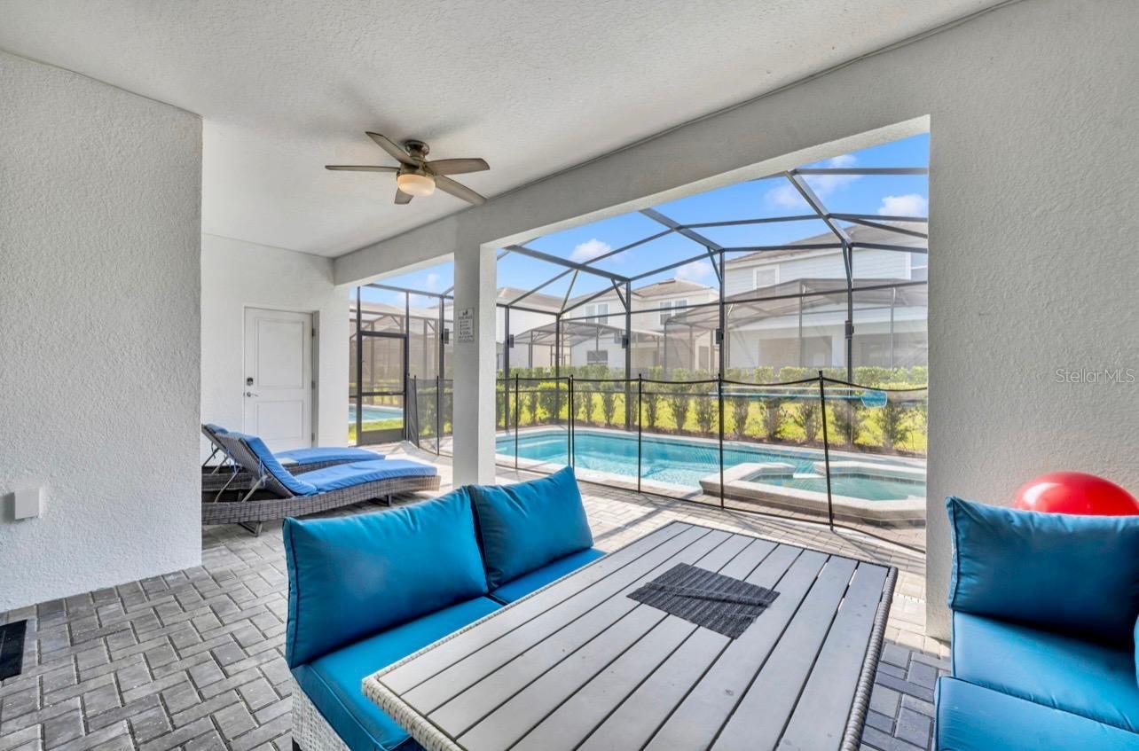 Image 43 of 80 For 7204 Oakmoss Loop