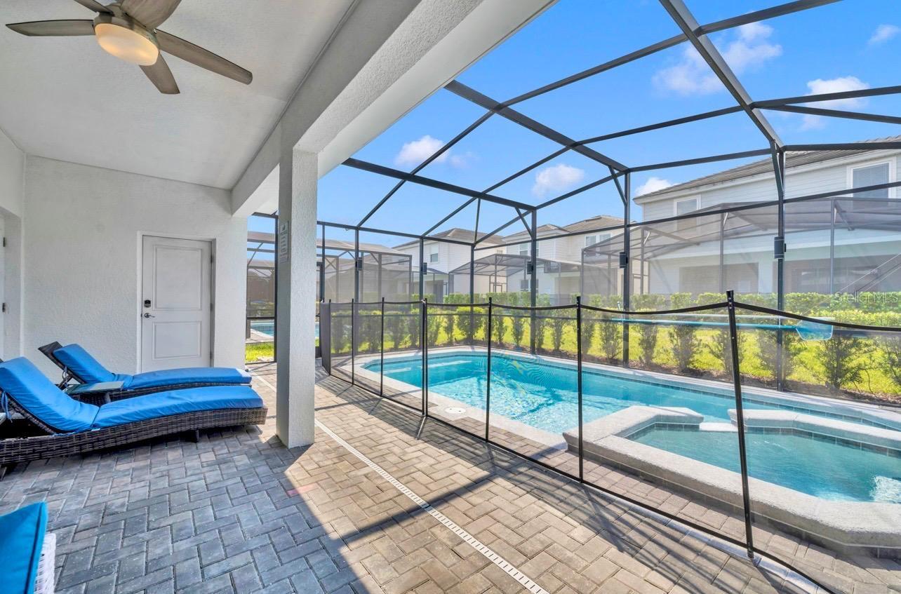 Image 45 of 80 For 7204 Oakmoss Loop