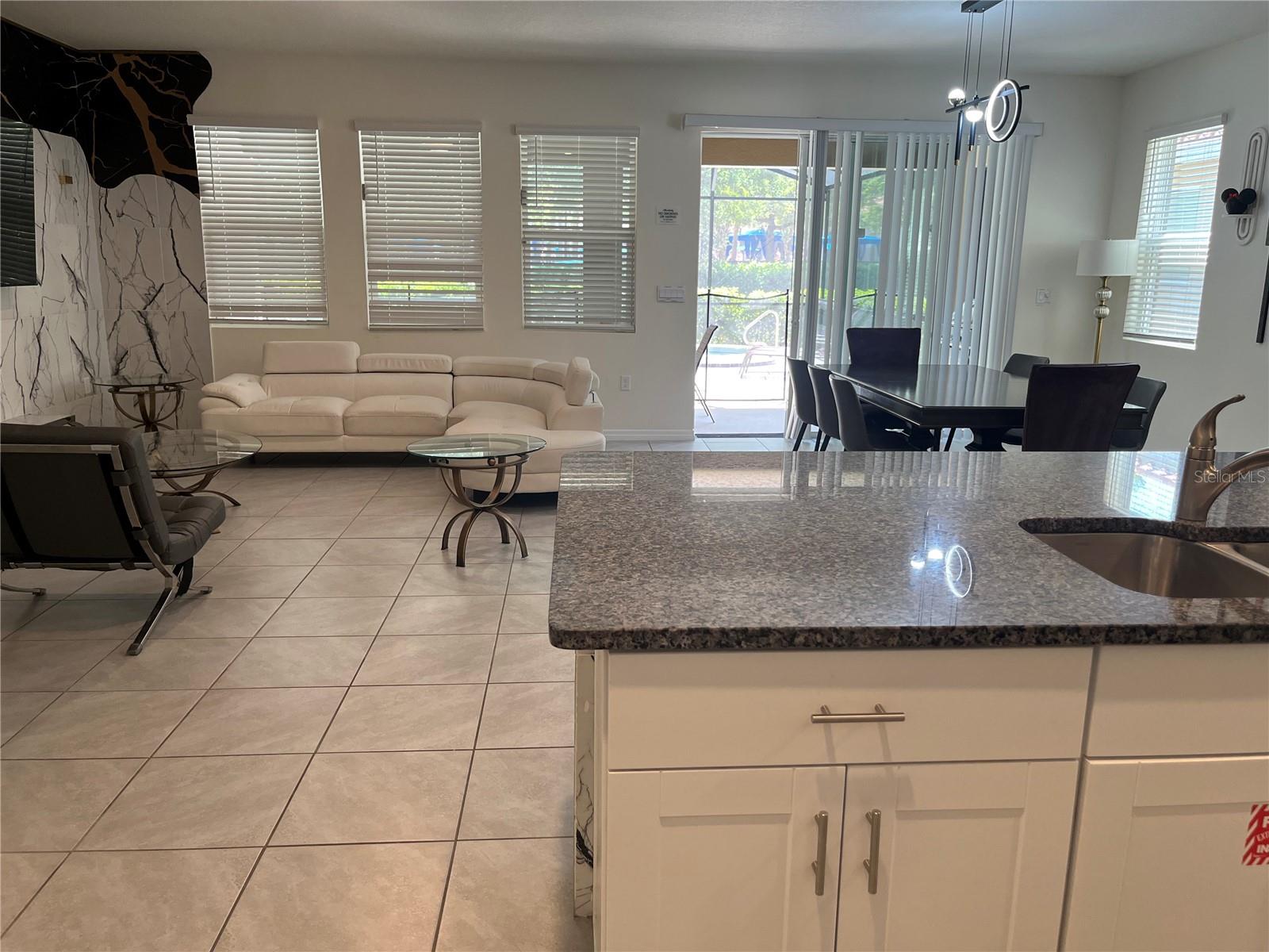 Image 15 of 47 For 5117 Oakbourne Avenue