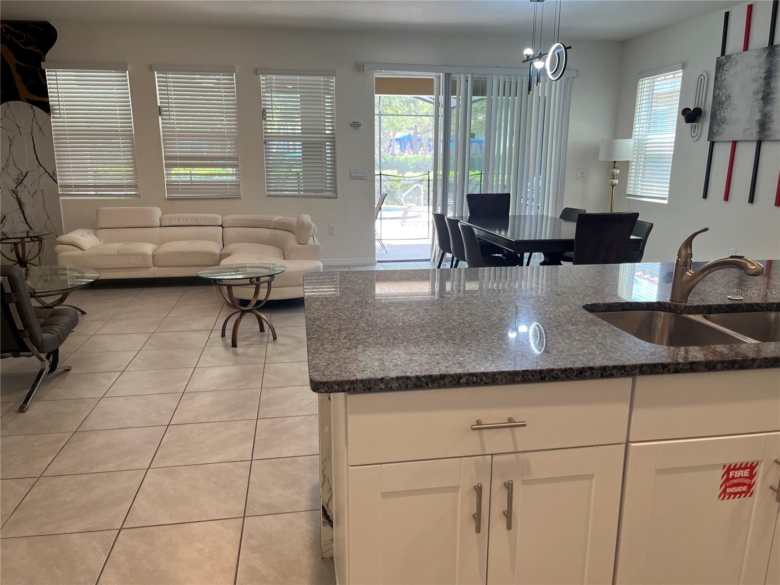 Image 16 of 47 For 5117 Oakbourne Avenue