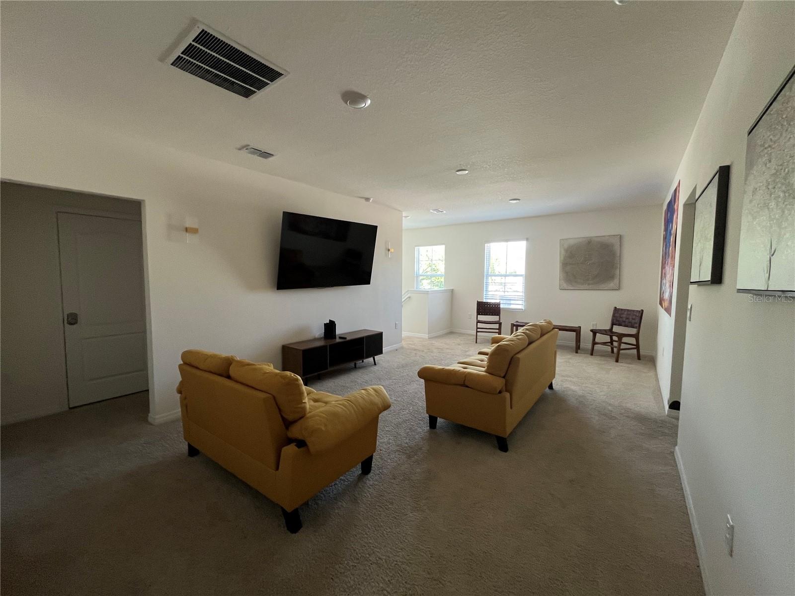 Image 33 of 47 For 5117 Oakbourne Avenue