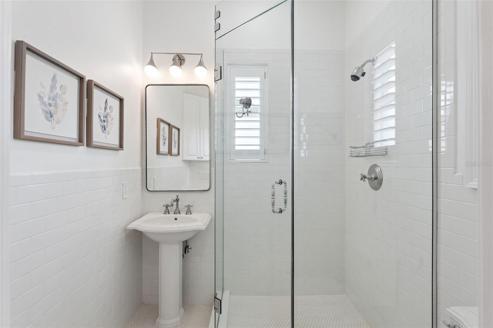 Image 27 of 38 For 621 Huntington Avenue