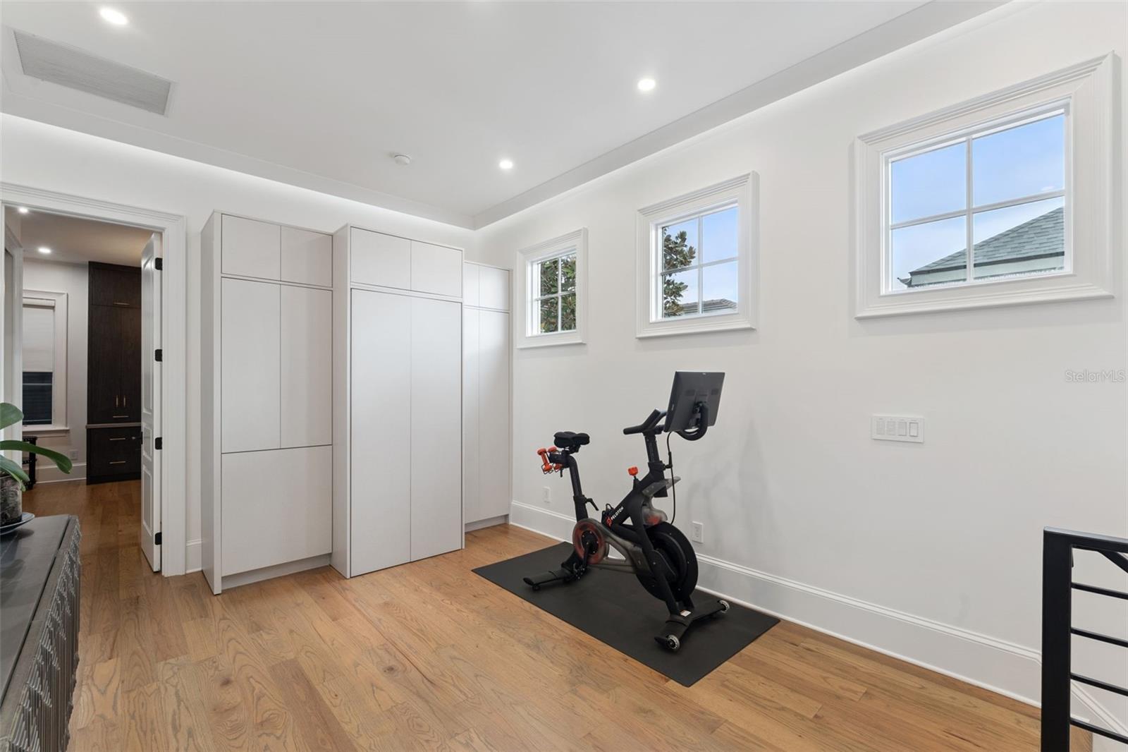 Image 31 of 38 For 621 Huntington Avenue