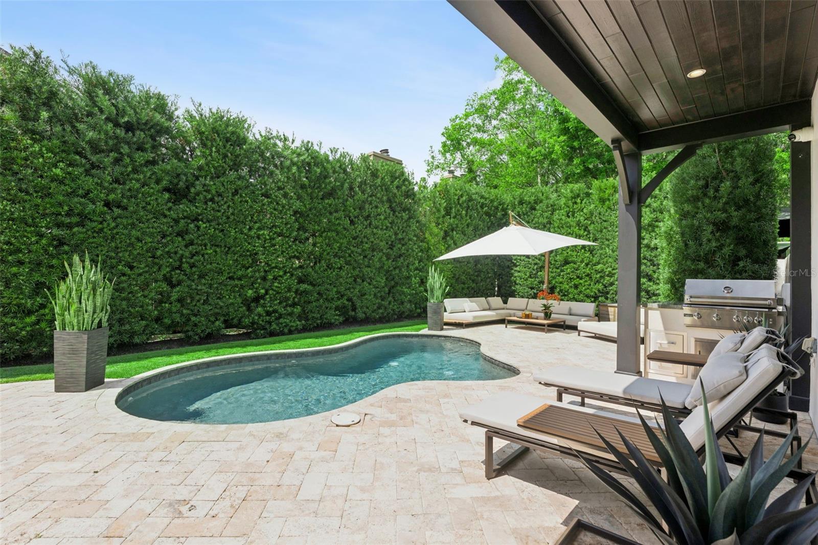 Image 33 of 38 For 621 Huntington Avenue