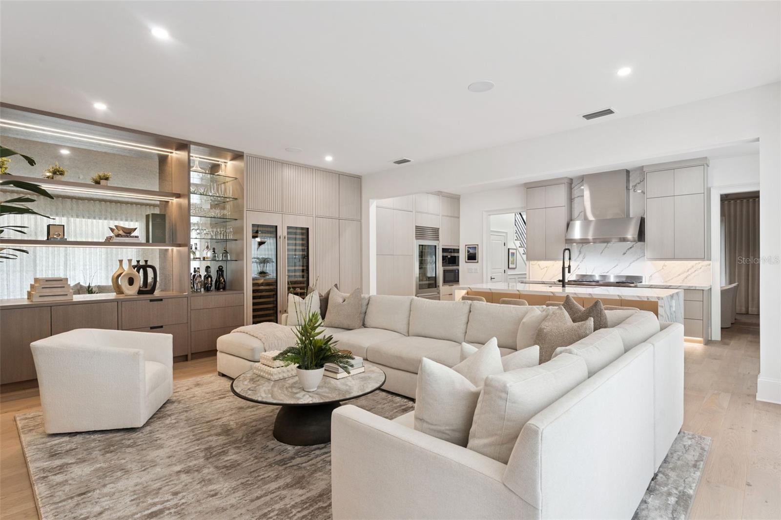 Image 4 of 38 For 621 Huntington Avenue