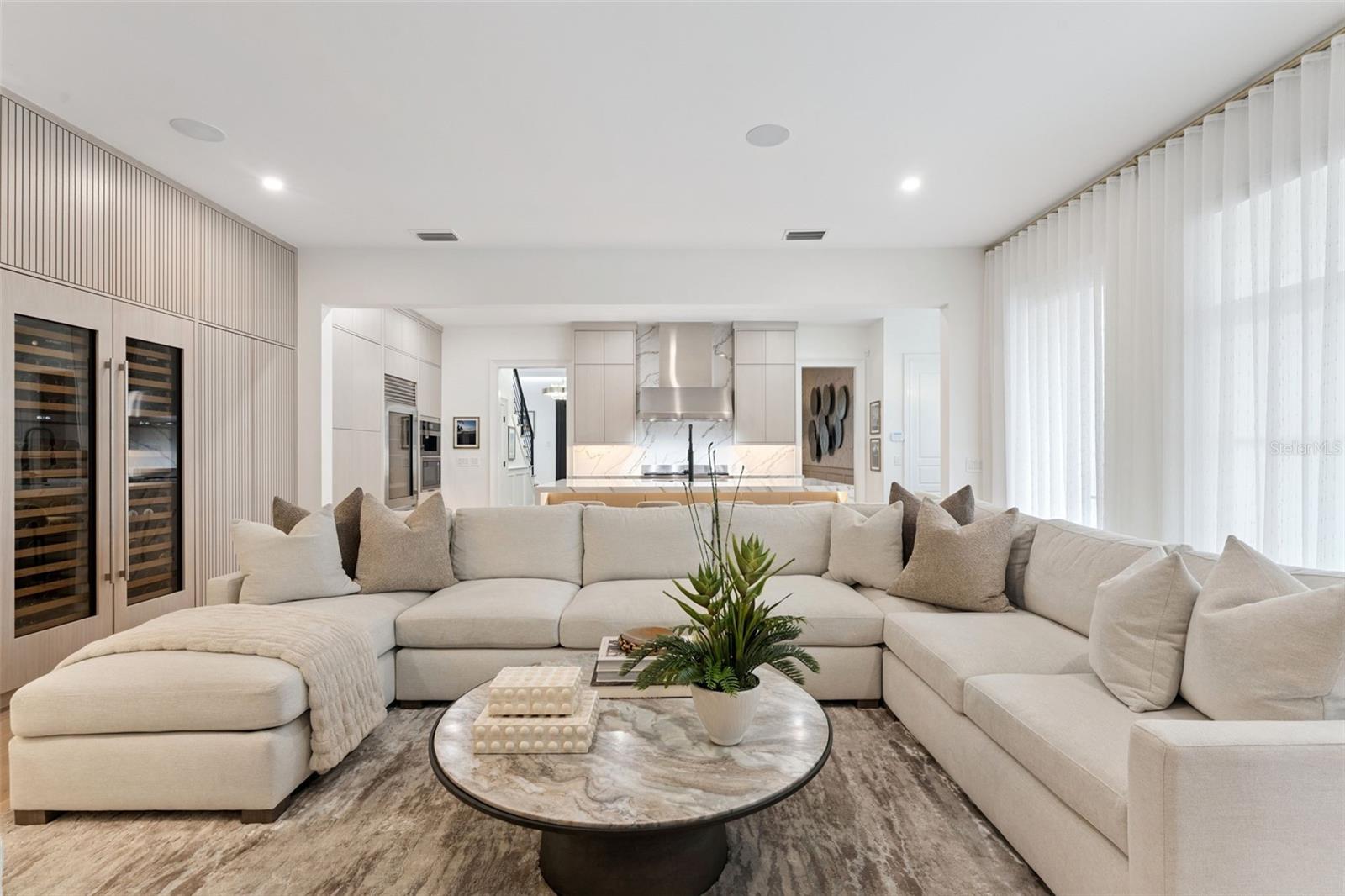 Image 6 of 38 For 621 Huntington Avenue