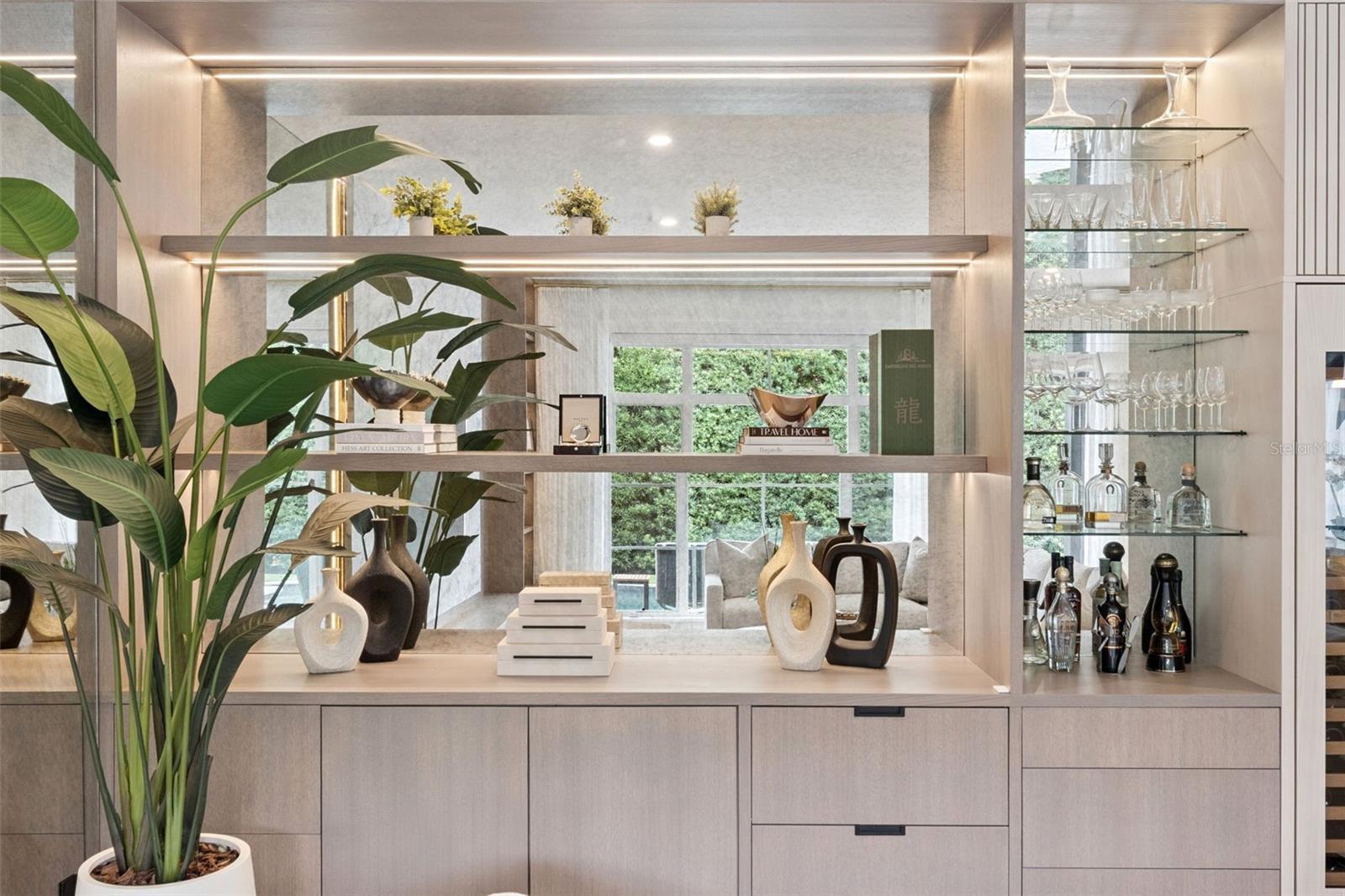 Image 9 of 38 For 621 Huntington Avenue