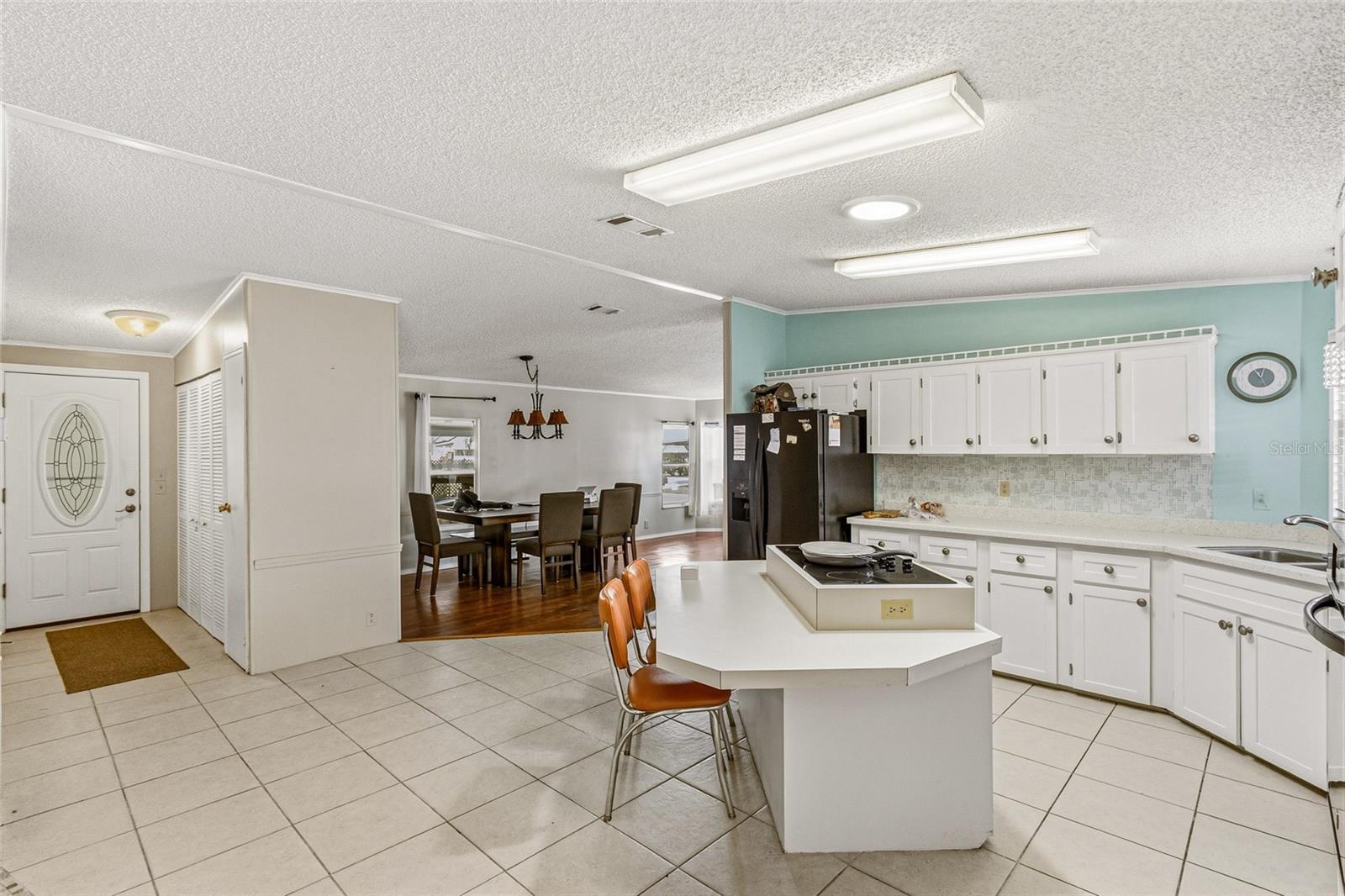 Image 13 of 80 For 917 Cypress Street