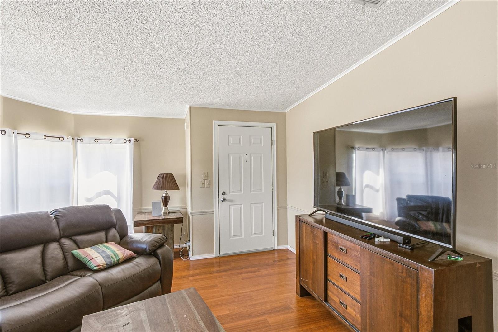 Image 14 of 80 For 917 Cypress Street