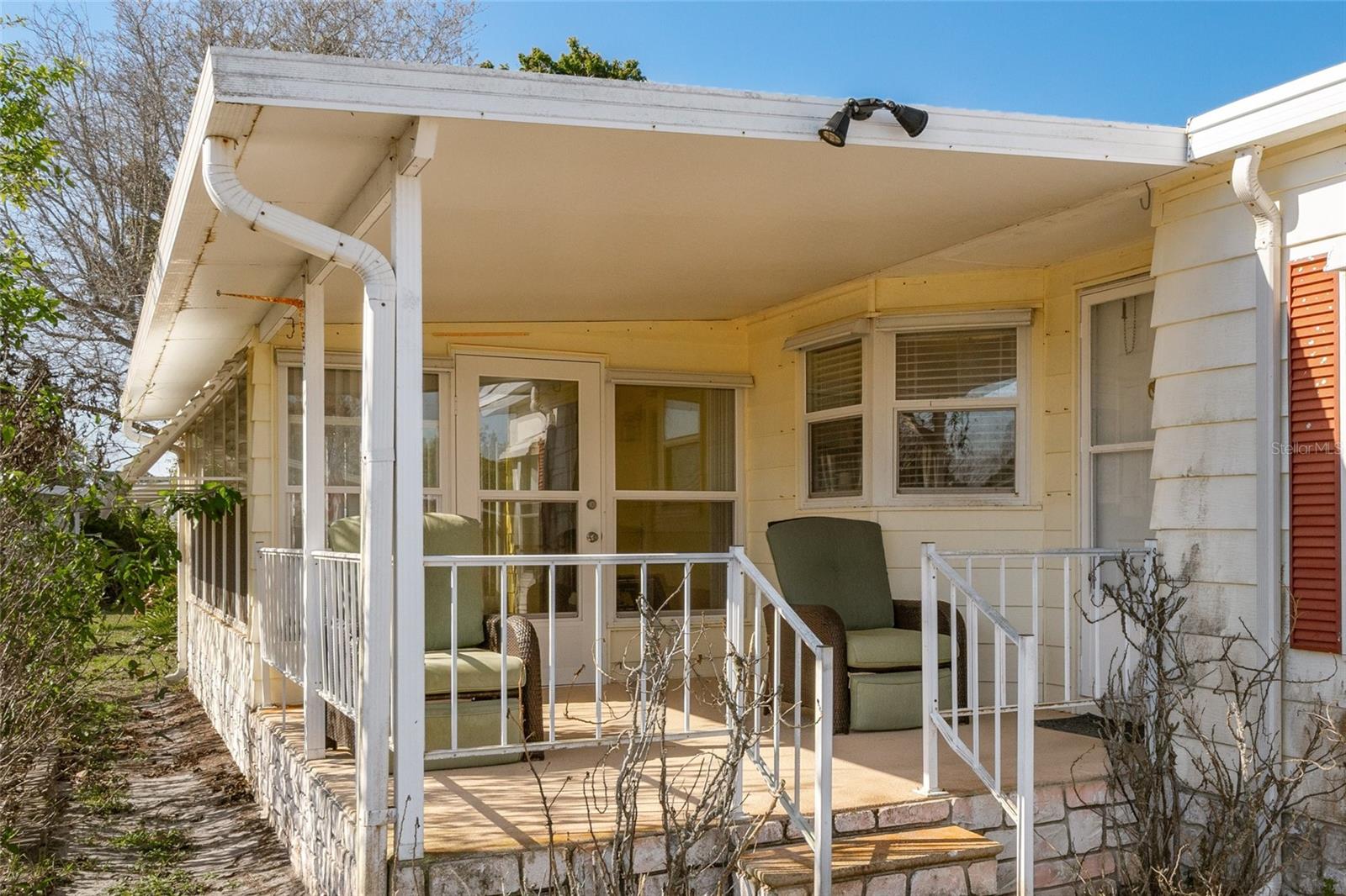 Image 2 of 80 For 917 Cypress Street