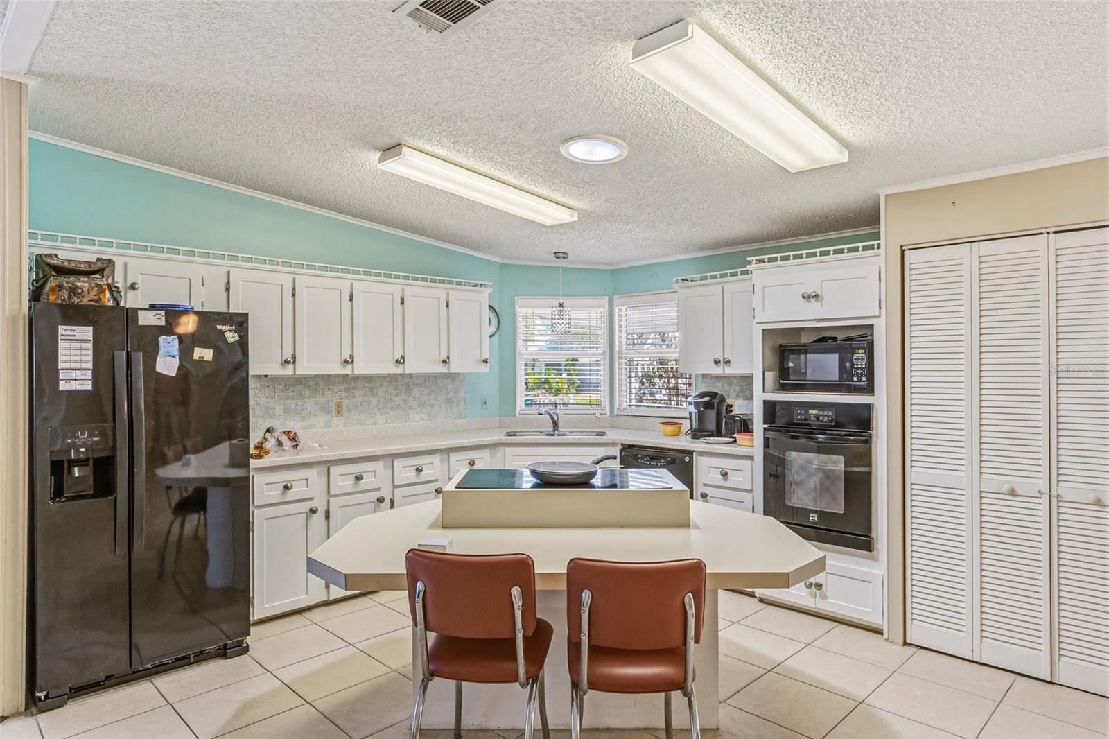 Image 23 of 80 For 917 Cypress Street