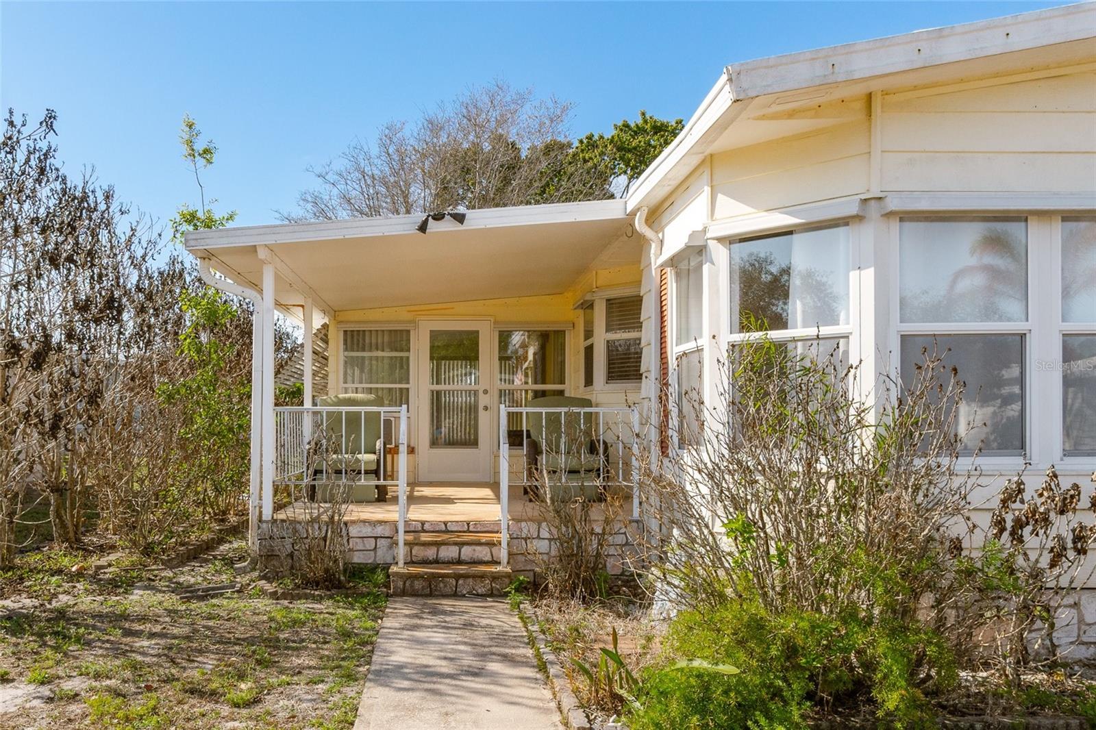 Image 3 of 80 For 917 Cypress Street