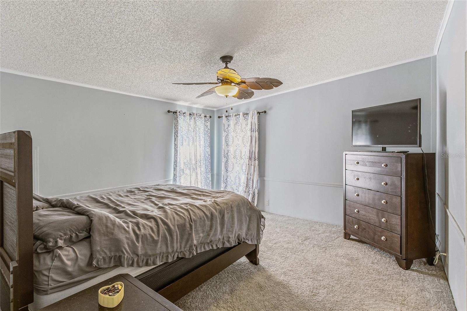 Image 33 of 80 For 917 Cypress Street