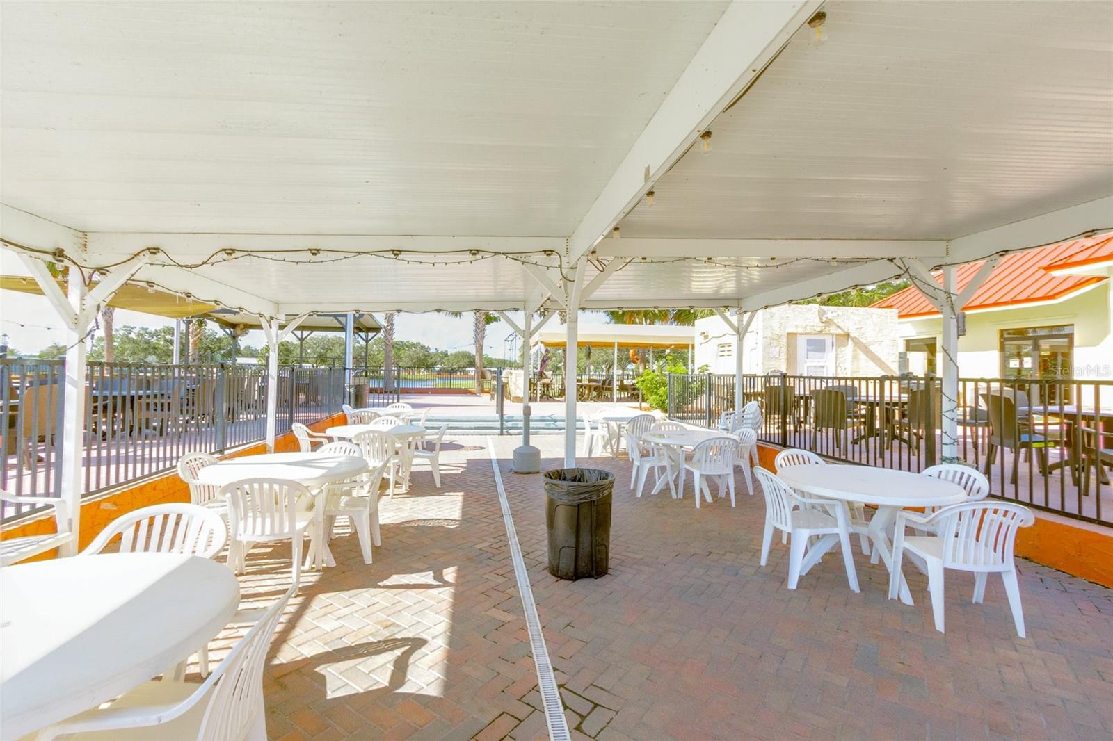 Image 49 of 80 For 917 Cypress Street