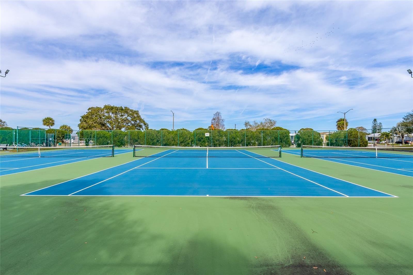 Image 72 of 80 For 917 Cypress Street