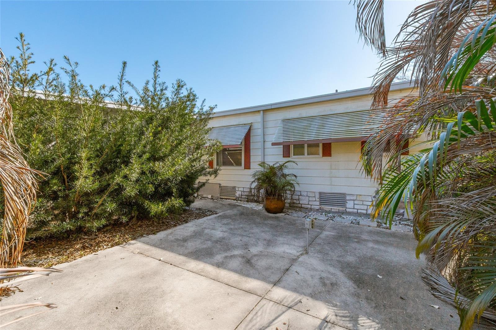 Image 8 of 80 For 917 Cypress Street