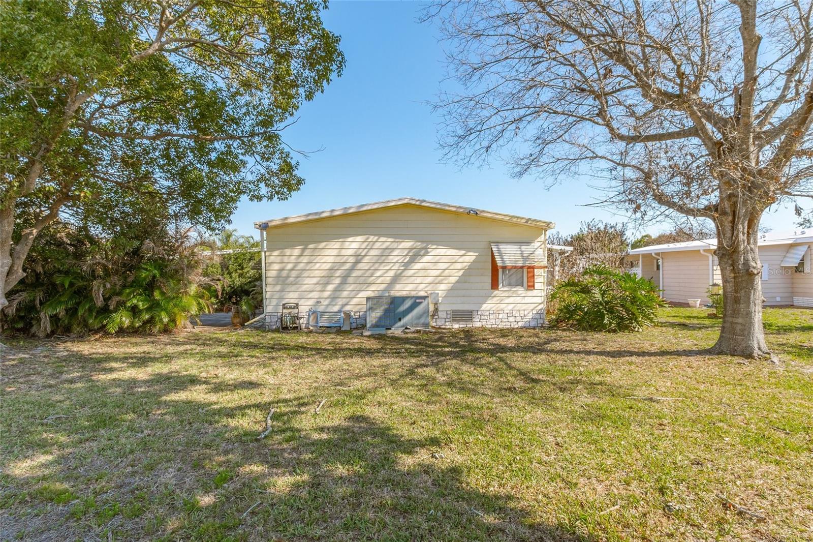 Image 9 of 80 For 917 Cypress Street