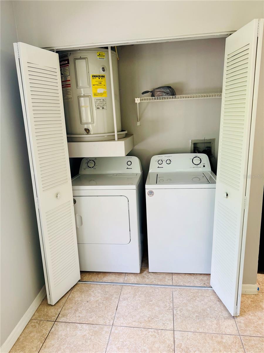 Image 12 of 16 For 385 Woodside Drive 201