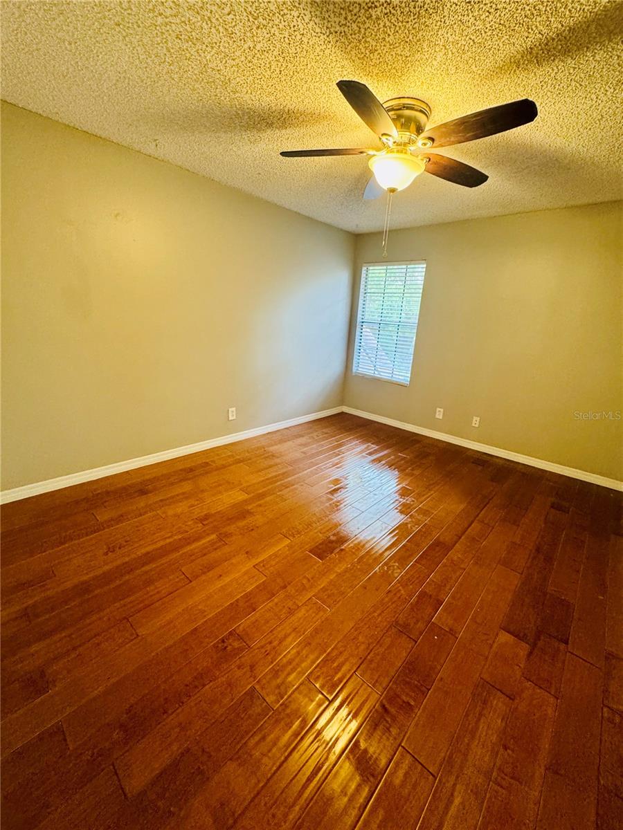 Image 16 of 16 For 385 Woodside Drive 201