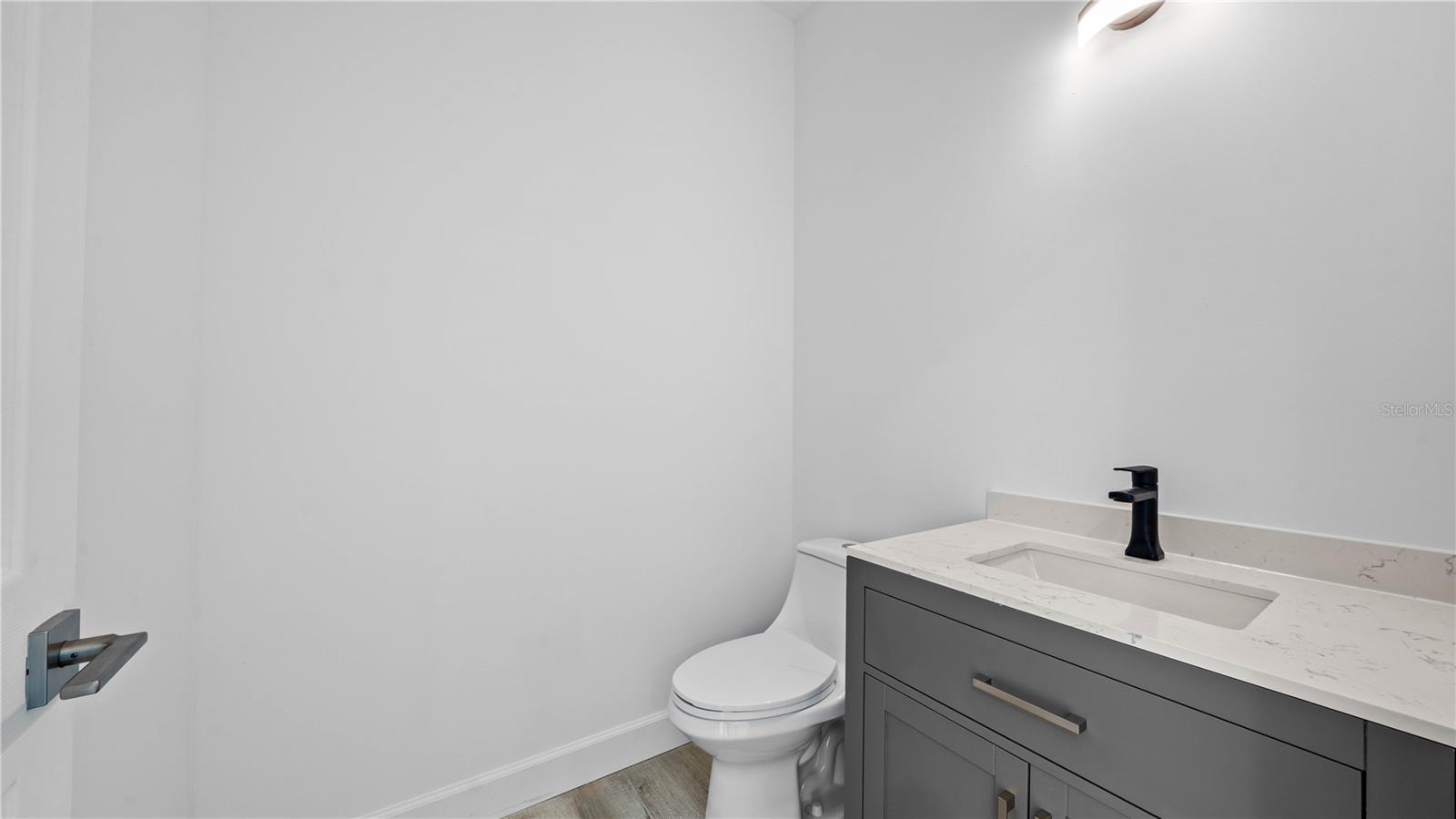 Image 14 of 41 For 703 Fox Gate Court