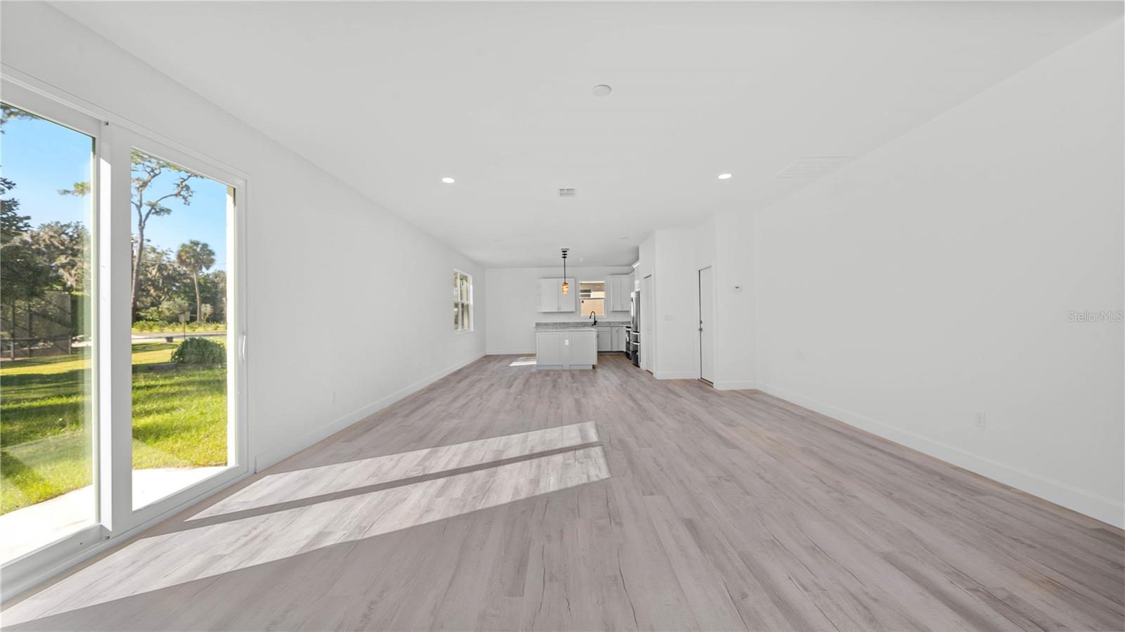 Image 24 of 41 For 703 Fox Gate Court