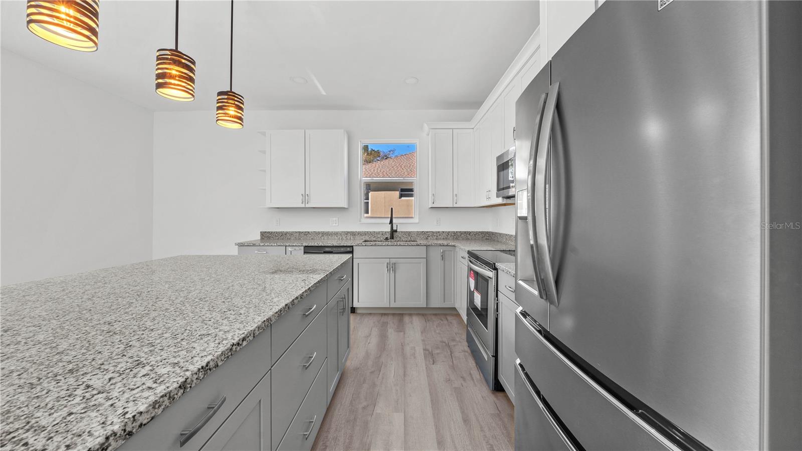 Image 33 of 41 For 703 Fox Gate Court