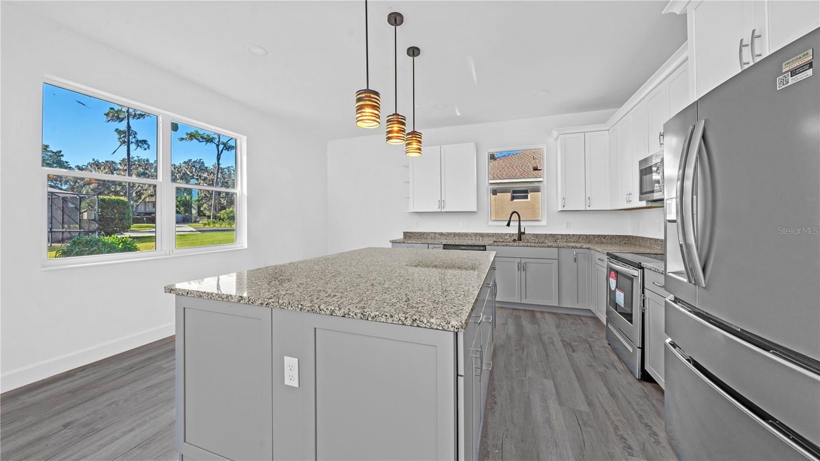 Image 7 of 41 For 703 Fox Gate Court