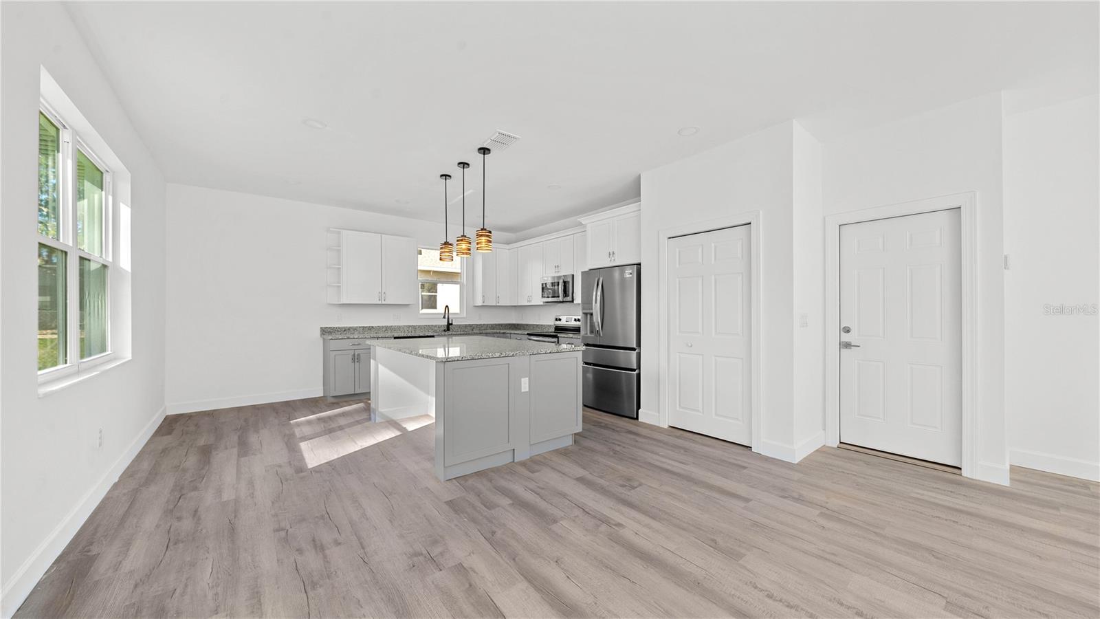 Image 8 of 41 For 703 Fox Gate Court