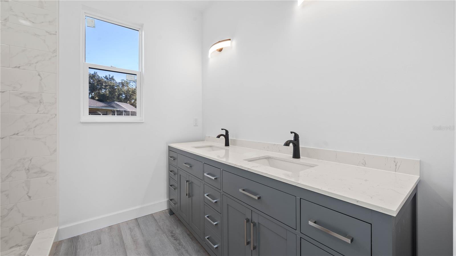 Image 9 of 41 For 703 Fox Gate Court