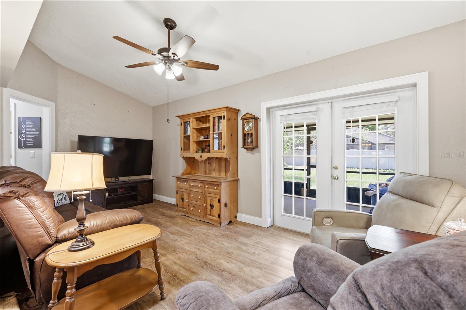 Image 15 of 16 For 4116 Cobble Stone Court