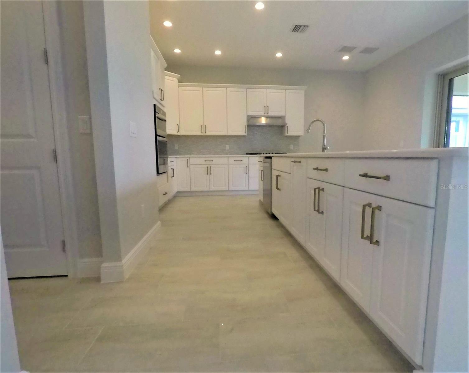 Image 9 of 24 For 15738 Shorebird Lane